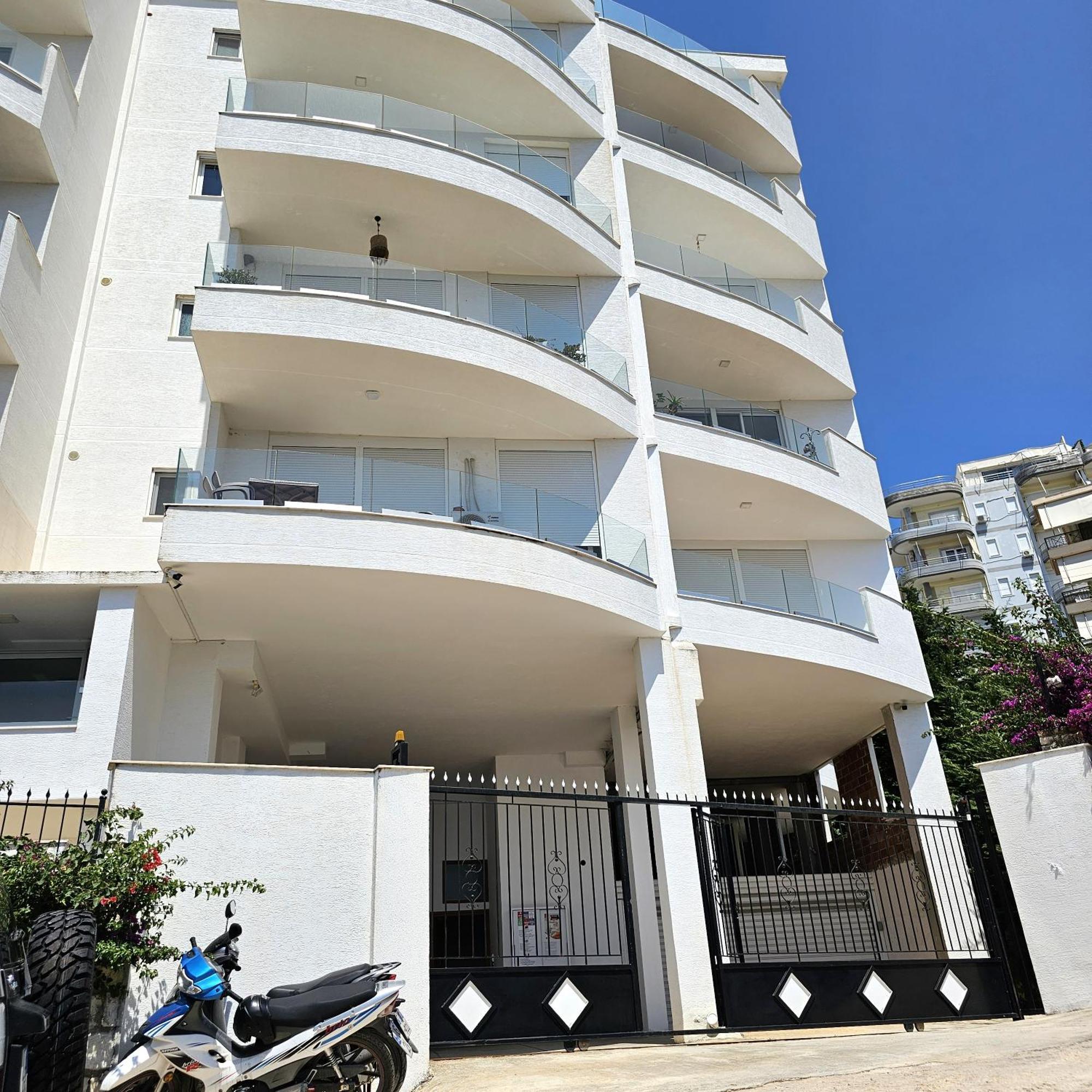 Apartament Vistula Sarandë Exterior foto